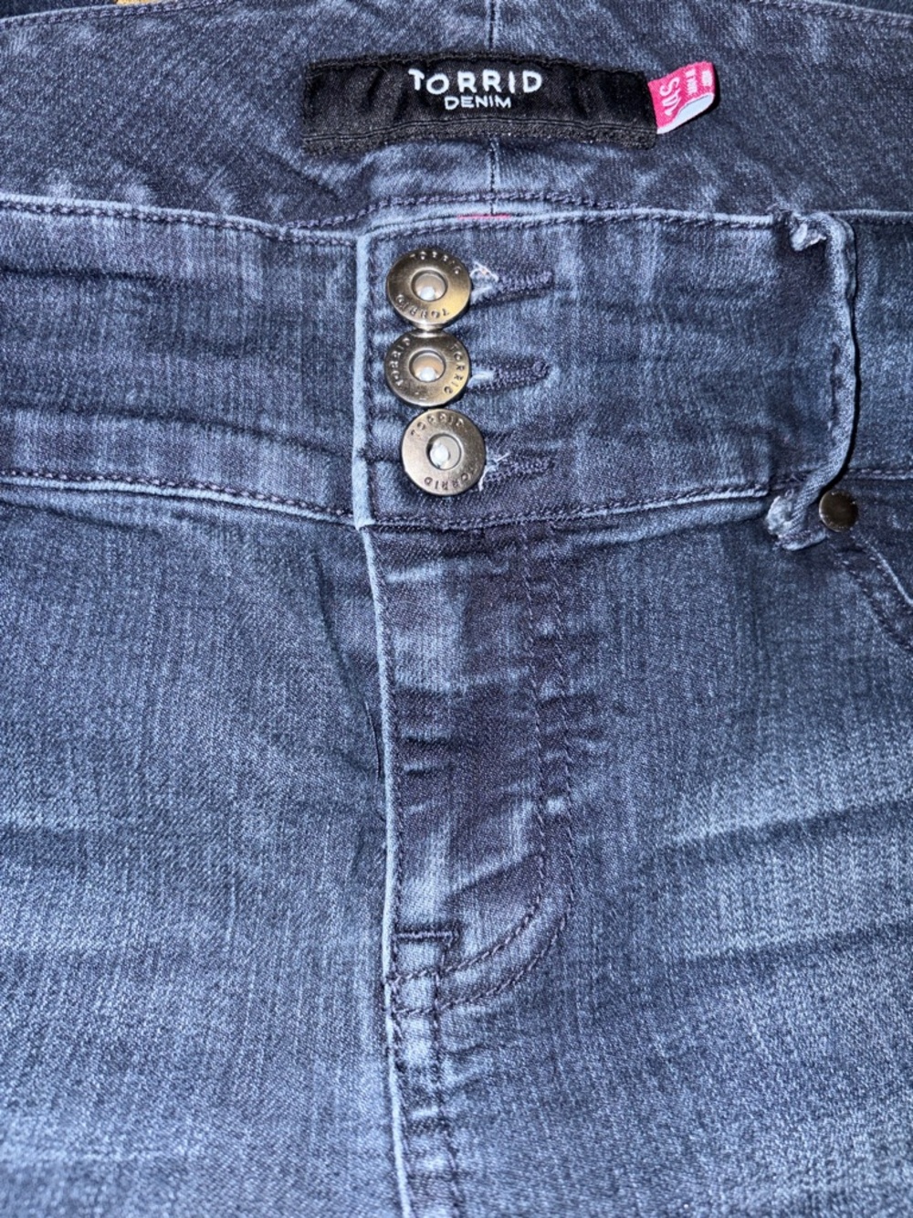 torrid Dark Indigo High-Rise 3 Button Skinny Jeans 14S - Picture 4 of 5